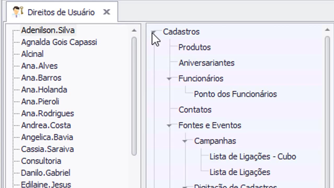 Usuário selecionado com guia Cadastro exibida no painel direito